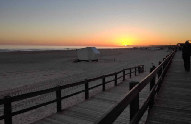 Cozy apartment, close to the beach and trails. Enjoy nature!