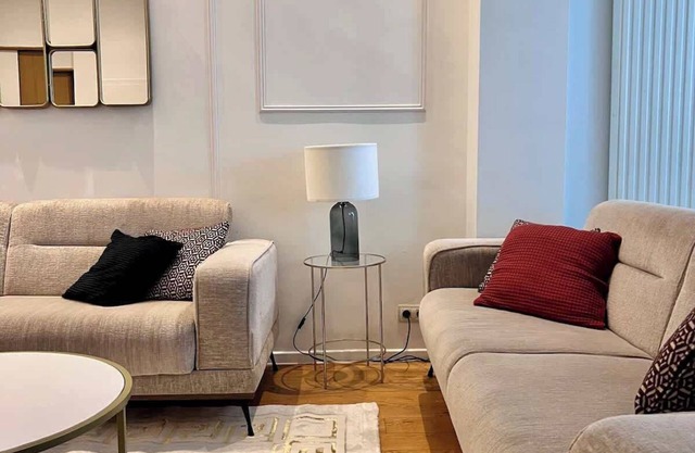 Cozy Apartment for 9 Guests Brussels Midi Station