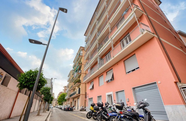 Cozy apartment in Chiavari with WiFi