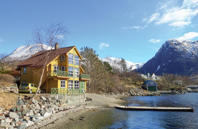 Cozy apartment in Rosendal