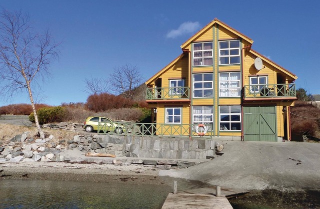 Cozy apartment in Rosendal with sauna