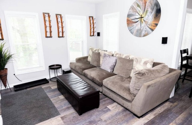 Cozy Apartment in Watertown