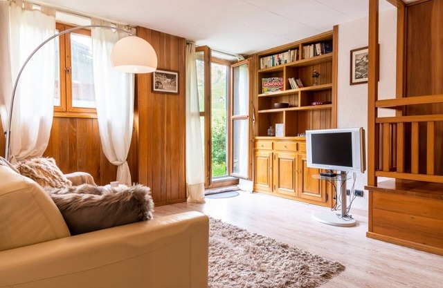 Cozy Bear Apartment – Ski-in/Ski-out comfort with a view in Cervinia