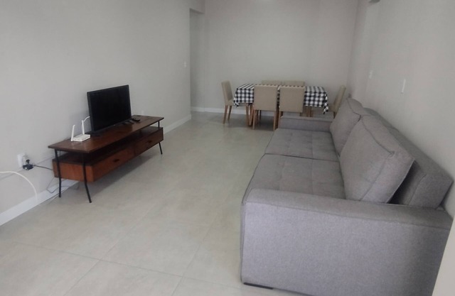 Cozy 2 Bedroom Apartment in the center of Camboriú, 200 meters from the beach
