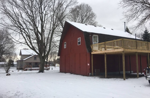 Cozy Bungalow Apartment Nested in the middle of Mother Nature.