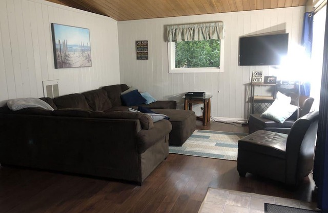 Cozy Cabin