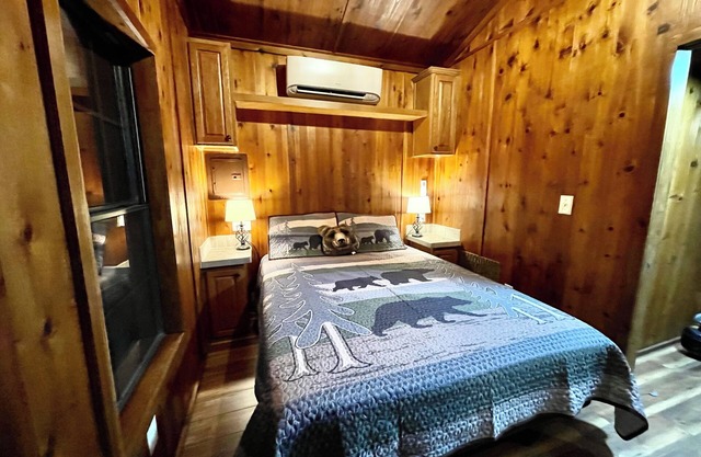 Cozy Cabin Retreat Lake James & Fonta Flora Trail