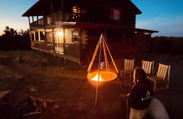 Cozy Cabin with Gorgeous Views - Sleeps 9 - on 35 Acres near Aguilar!