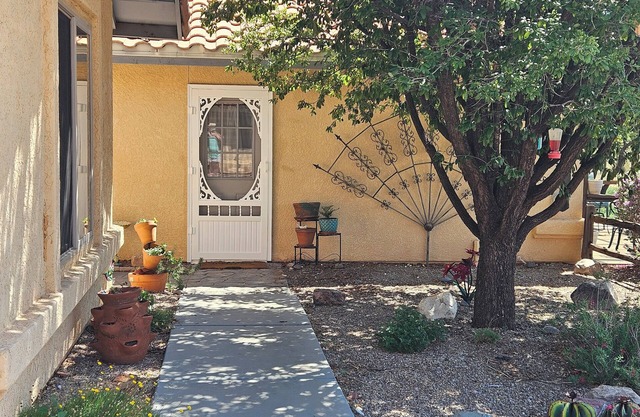 Cozy Casita with Stunning Mountain Views & Relaxing Amenities
