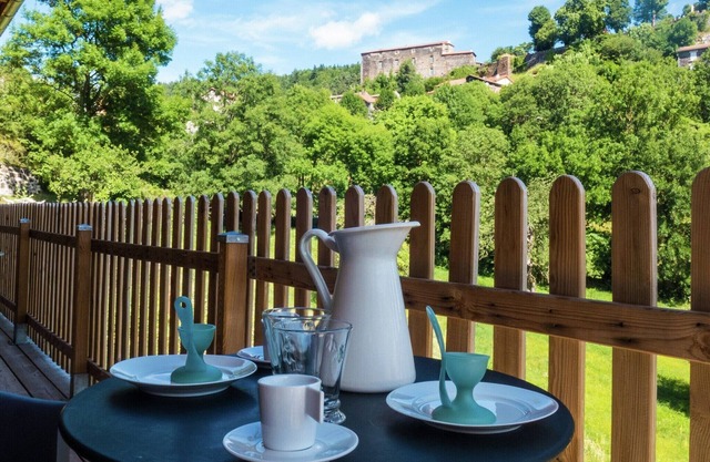 Cozy Countryside Escape in Auvergne
