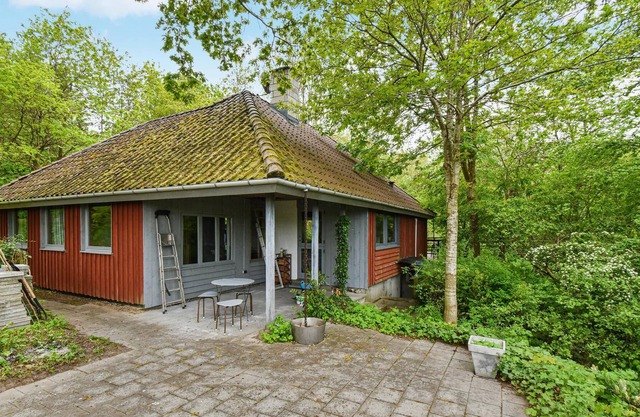 Cozy cottage in beautiful green surroundings on Nordfünen.