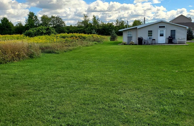 Cozy Cottage minutes from downtown Watertown and Drum