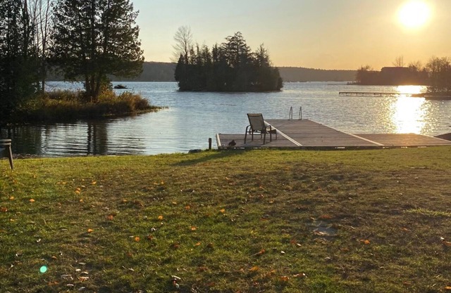 Cozy Cottage on Lower Buckhorn Lake
