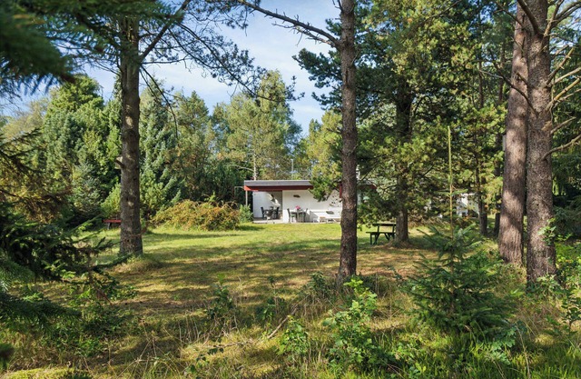 Cozy cottage on natural plot