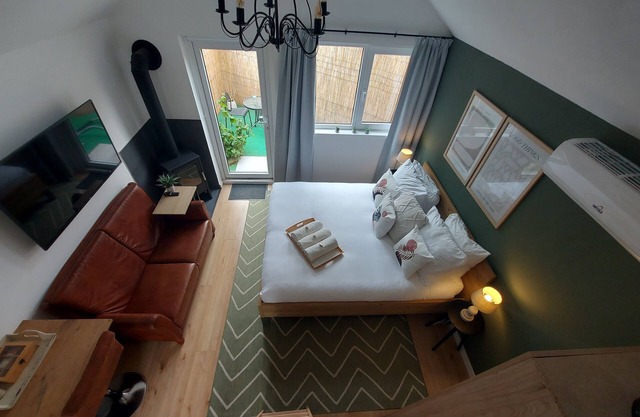 Cozy Cottage with a loft in residential Terborg - Contact-less check-in!