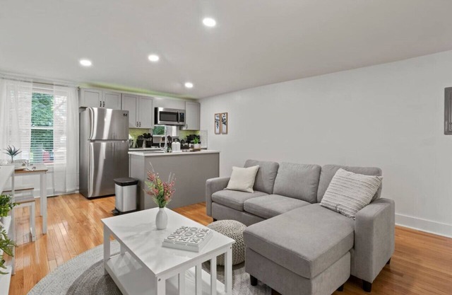 Cozy Downtown Apartment - 1BR