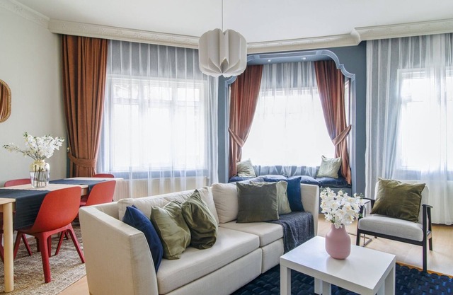 Cozy Flat 4 Mins from Galata Tower in Beyoglu