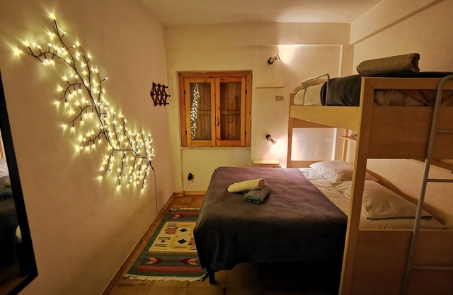 Cozy flat with balcony & fireplace in Camigliatello
