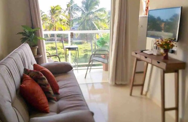 Cozy flat with balcony in new building with swimming pool near Peroba Beach