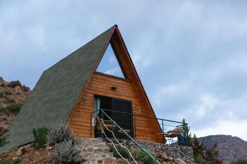 Cozy Glamping Cabin With Pool, Perfect For Couples & Families