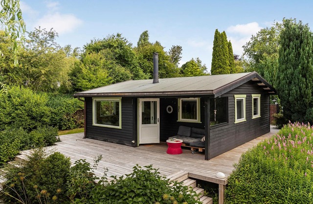 Cozy home in Melby with sauna