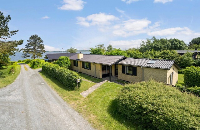 Cozy home in Mesinge with WiFi