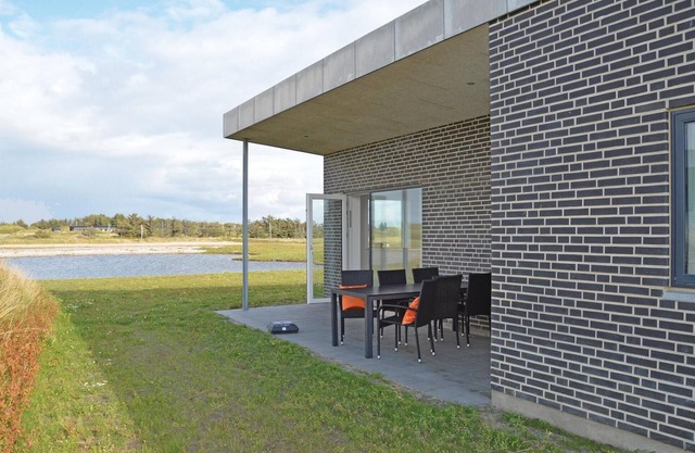Cozy home in Ringkøbing