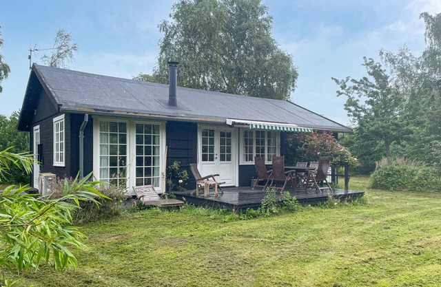 Cozy home in Sjællands Odde with WiFi