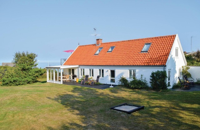 Cozy home in Vejby with sauna