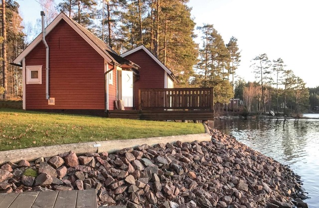 Cozy home in Vena with house sea view