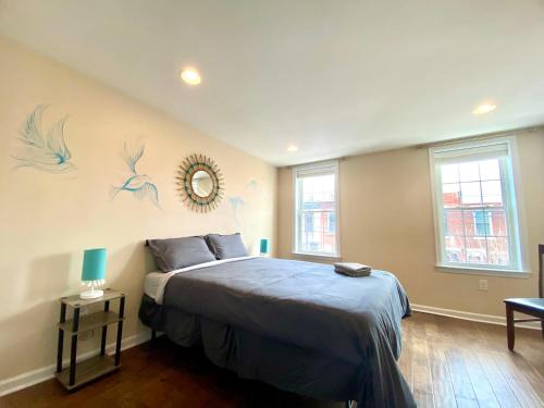 Cozy House at South Philly New Bold