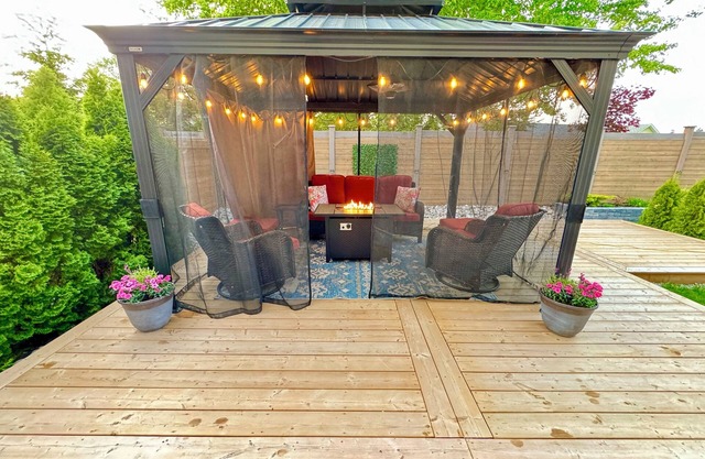 Cozy Licensed Collingwood Suite & Spa – 1BR + Family Room Near Blue Mountain!