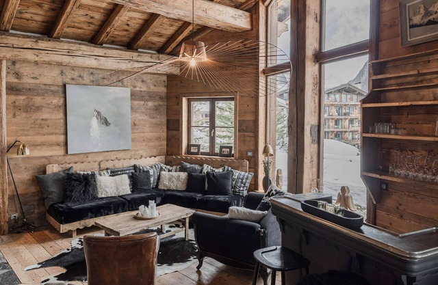 Cozy mountain chalet with hammam in Val d'Isère