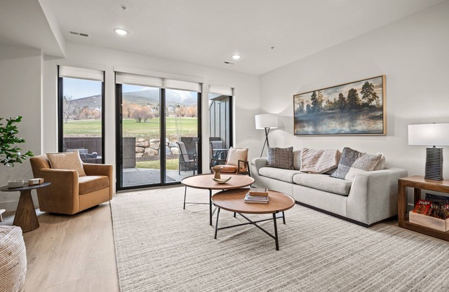 Cozy Nest PtC102| Golf | Pineview Reservoir