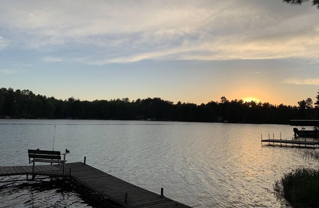 Cozy Northwoods Lakefront Cabin