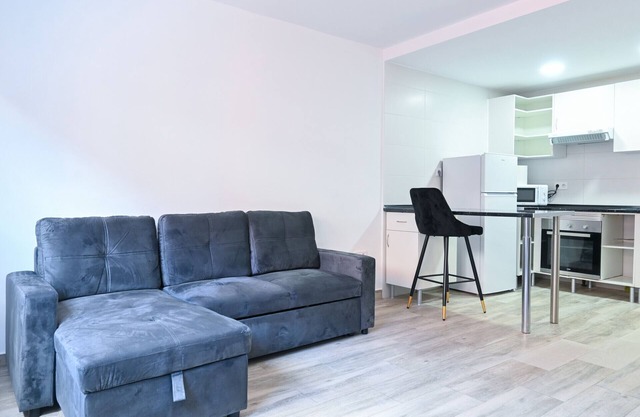 Cozy one bedroom apartment in Chamartin