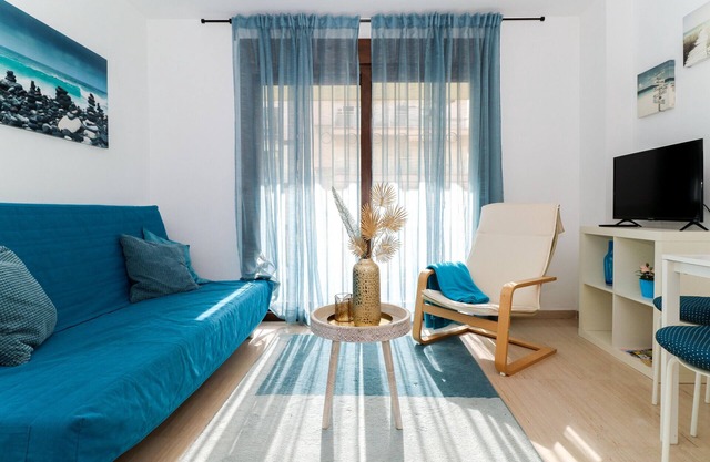 Cozy place in Fuengirola - 50m to the beach