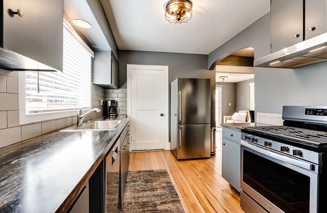 Cozy Single Level Home in the Heart of Downtown