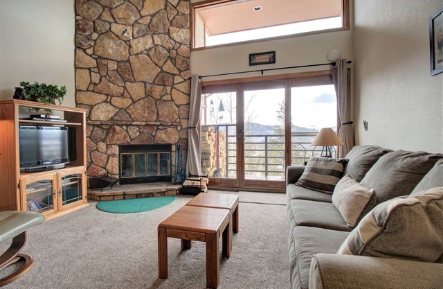 Cozy Ski Studio With Breathtaking Views! DD402E