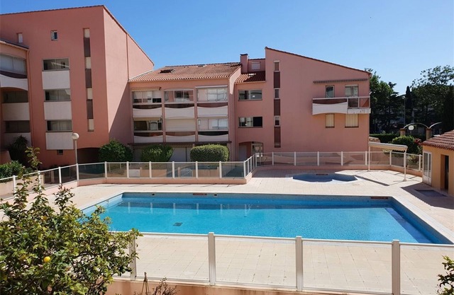 Cozy Studio-Cabin, Pool Access, 200m from Beach, Sleeps 4 - Argelès-sur-Mer