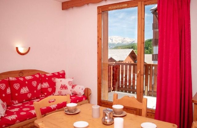 Cozy studio for 4 with balcony and equipped kitchen in Puy-Saint-Vincent