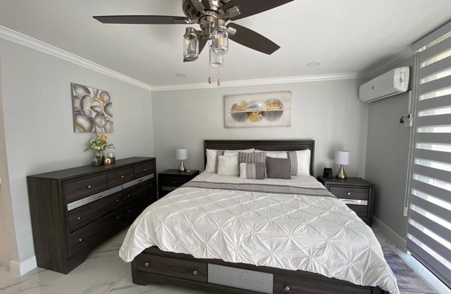 Cozy studio in Coral Beach
