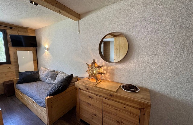 Cozy studio in St-Chaffrey, near slopes with parking