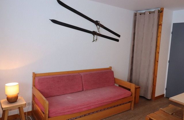 Cozy Studio Near Slopes & Shops with Balcony, Pet-Friendly