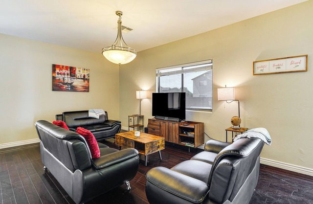 Cozy Tucson Getaway w/Hot Tub: 4 Mi to Casino