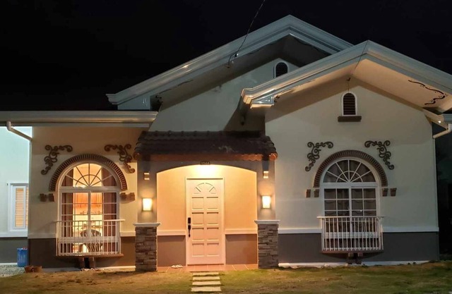 Cozy Villa near the beach in Panglao Island. Stay at Villa Izabella