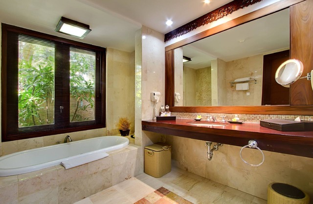Cozy Villa with private pool in Kuta