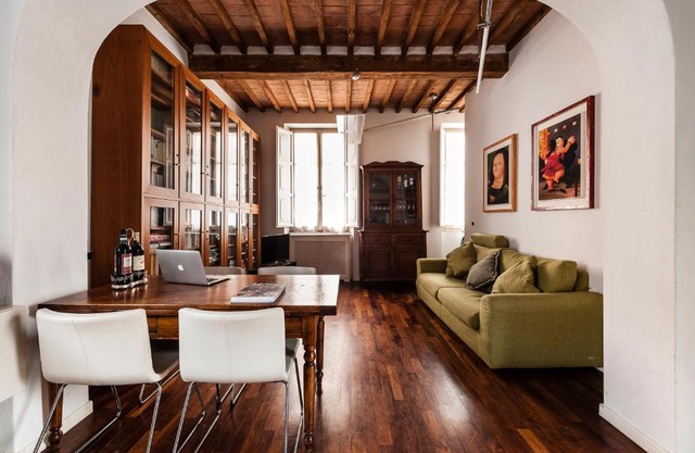 CozyStay - Apt, One-bed apt & Rooms