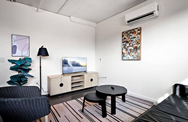 CozySuites NLG - Modern 2BR condo #25