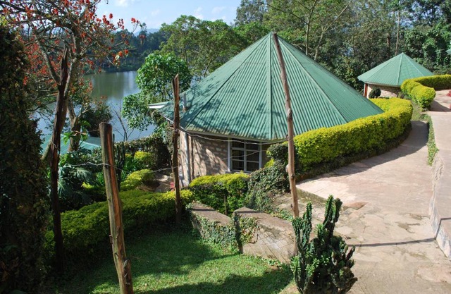 Crater Bay Cottages